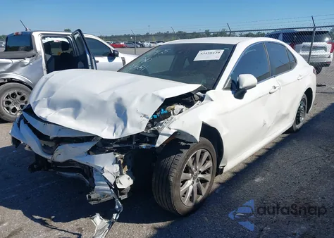 2020 Toyota Camry Le из США, поврежденный, VIN 4T1C11AK1LU896611